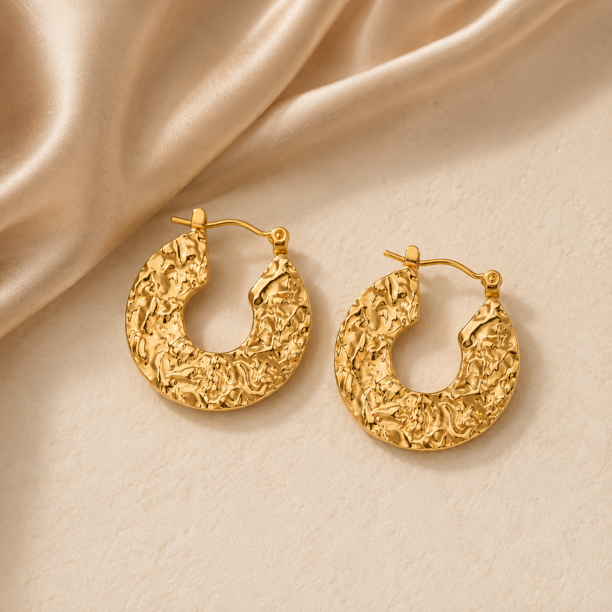 Élan Sculpted Hoops