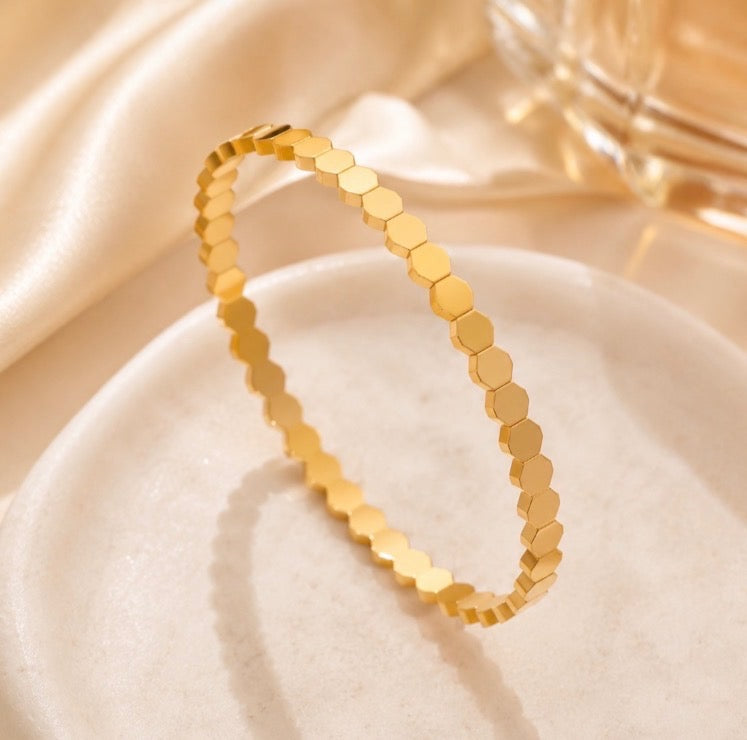 The Solène Bangle
